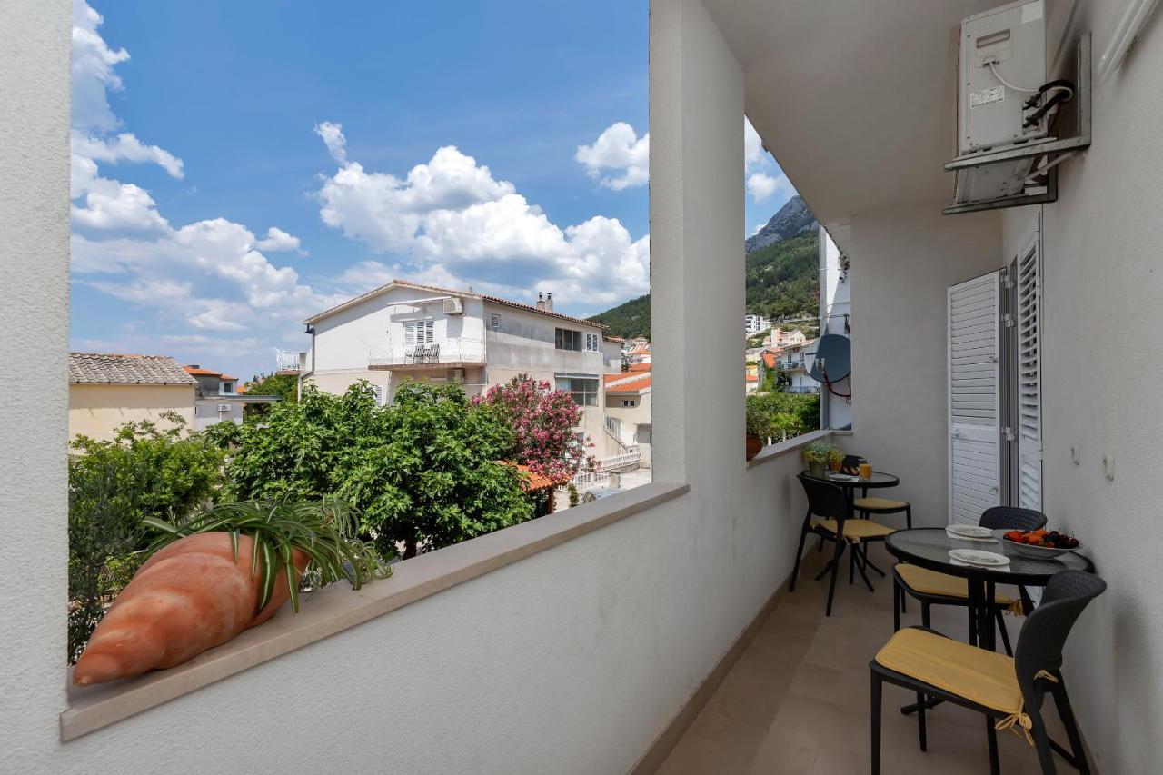 Apartments Divna Baska Voda Exterior photo