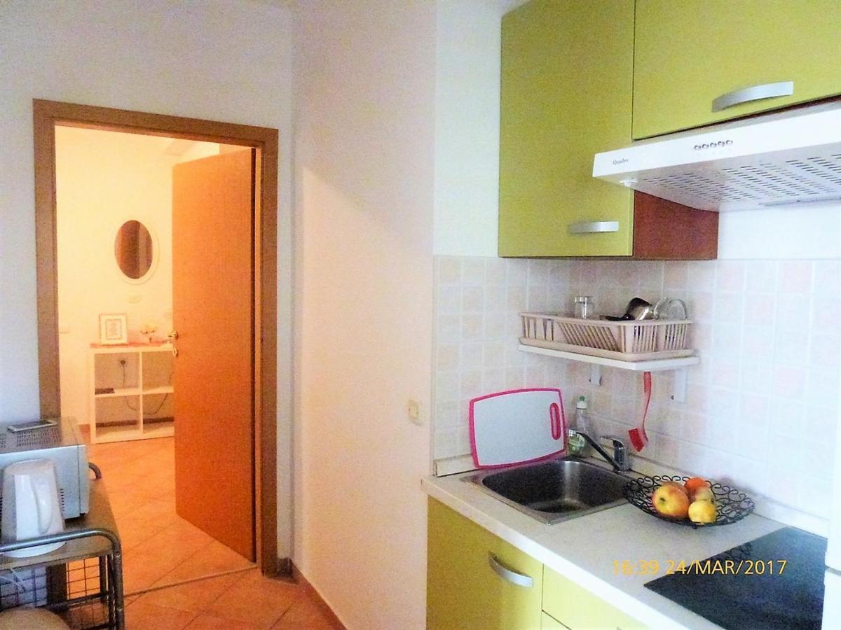 Apartments Divna Baska Voda Exterior photo