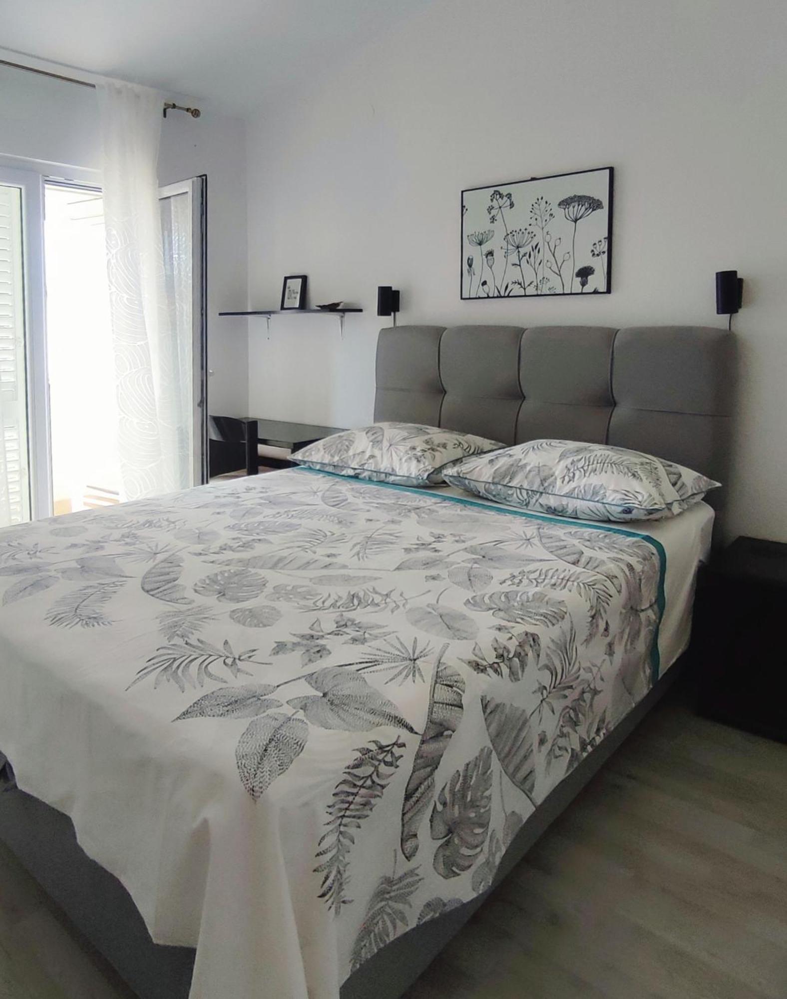 Apartments Divna Baska Voda Exterior photo